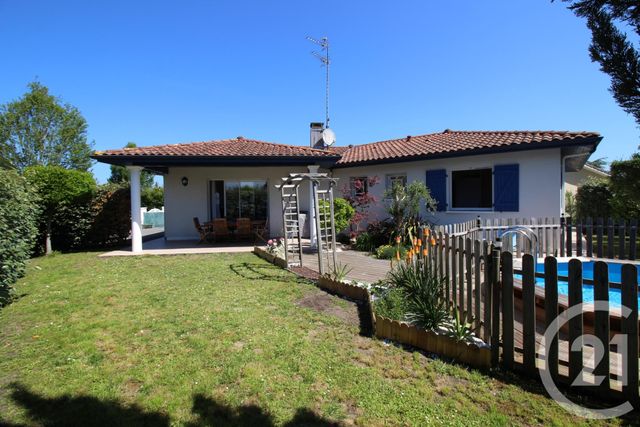 maison à vendre - 4 pièces - 104.87 m2 - ST VINCENT DE TYROSSE - 40 - AQUITAINE - Century 21 Port Et Lac maison à vendre - 4 pièces - 104.87 m2 - ST VINCENT DE TYROSSE - 40 - AQUITAINE - Century 21 Port Et Lac