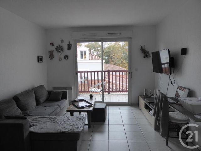 Afficher la photo en grand Appartement F4 à vendre - 4 pièces - 77.93 m2 - CAPBRETON - 40 - AQUITAINE - Century 21 Port Et Lac