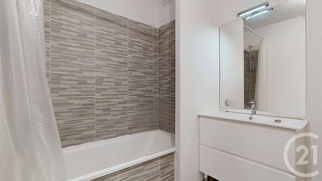 Appartement T3 à vendre - 3 pièces - 65.4 m2 - BENESSE MAREMNE - 40 - AQUITAINE - Century 21 Berritzea