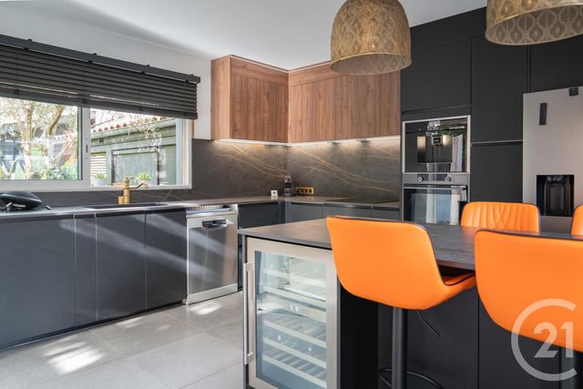 Afficher la photo en grand maison à vendre - 4 pièces - 130.2 m2 - CAPBRETON - 40 - AQUITAINE - Century 21 Berritzea