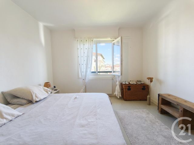Appartement F4 à vendre - 4 pièces - 101.41 m2 - ST VINCENT DE TYROSSE - 40 - AQUITAINE - Century 21 Berritzea