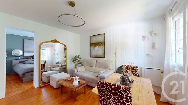 Appartement T3 à vendre - 3 pièces - 50.3 m2 - ST VINCENT DE TYROSSE - 40 - AQUITAINE - Century 21 Berritzea